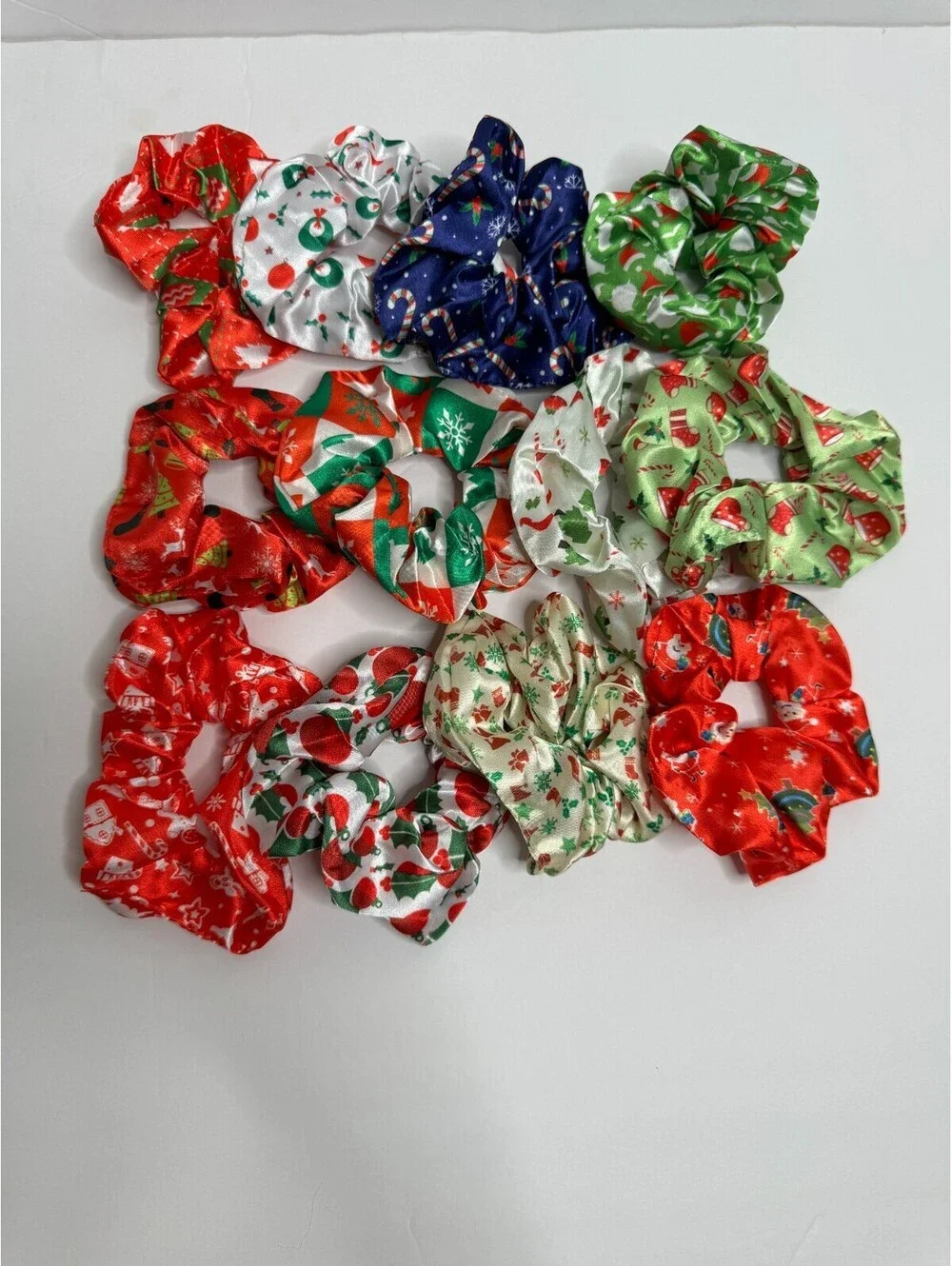 12 Days SCRUNCHIES CHRISTMAS Advert Calendar